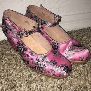Folklorico shoes size 24